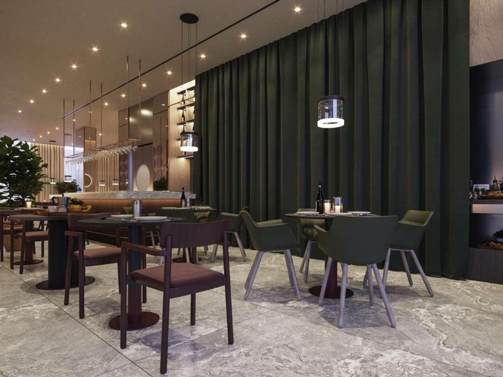 Mercure Prishtina City Приштина Ресторан фото