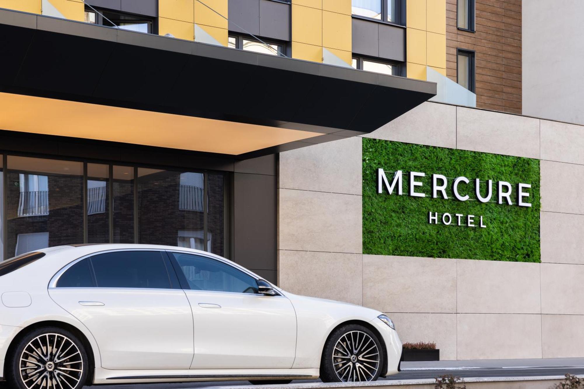 Mercure Prishtina City Приштина Экстерьер фото