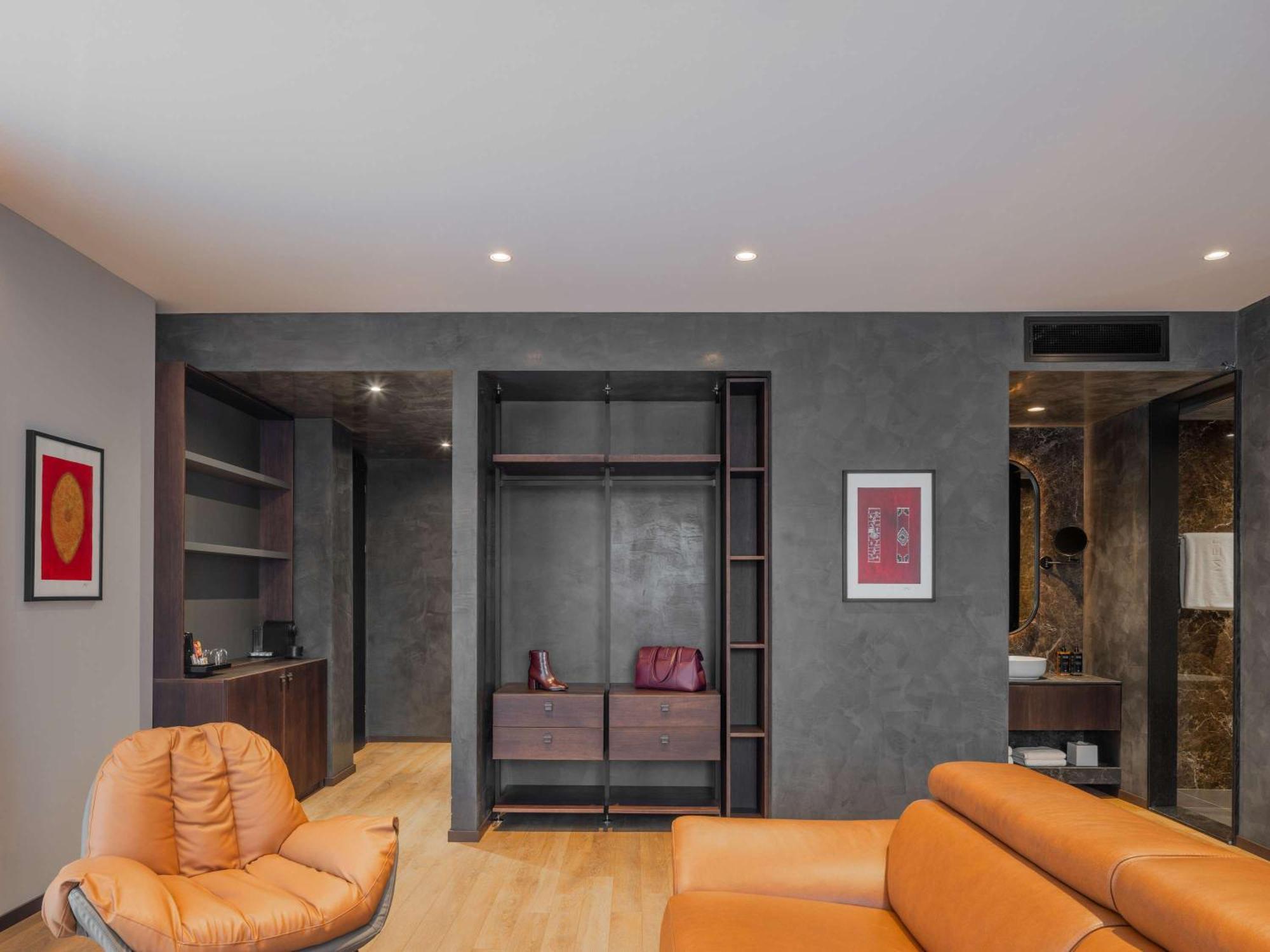 Mercure Prishtina City Приштина Экстерьер фото