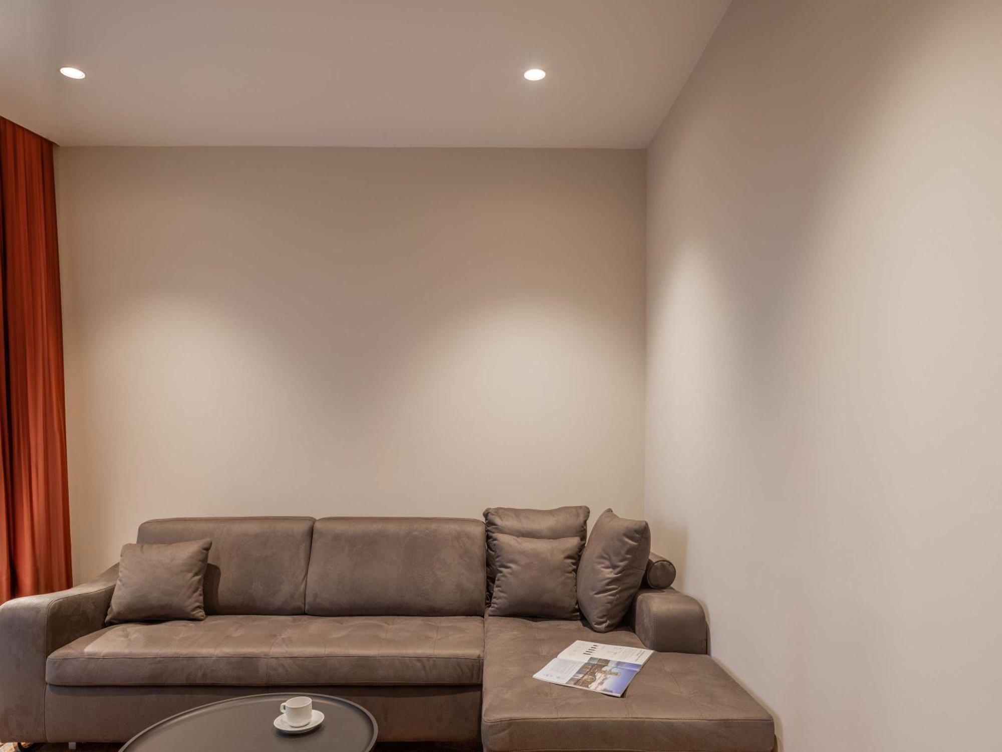 Mercure Prishtina City Приштина Экстерьер фото