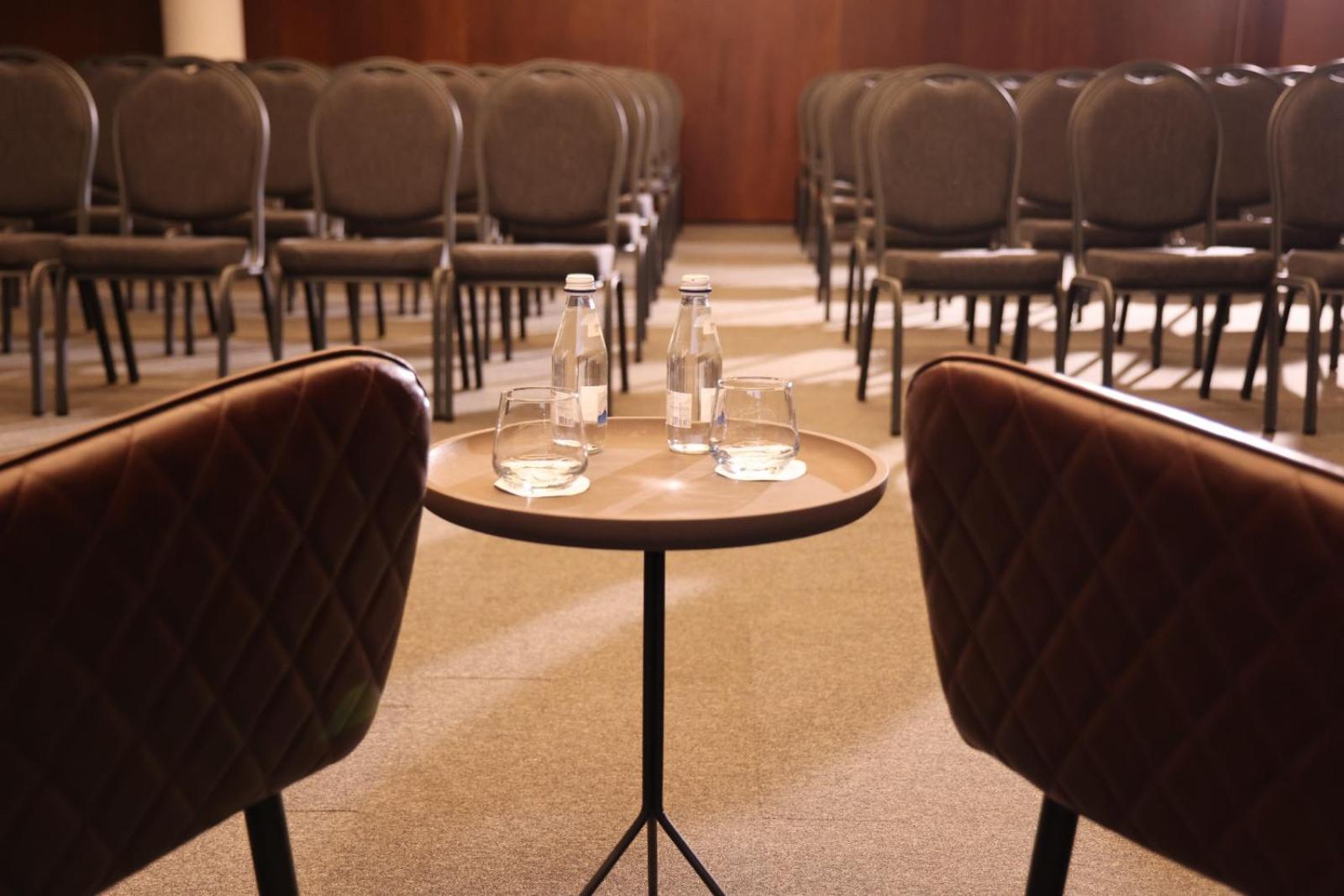 Mercure Prishtina City Приштина Экстерьер фото